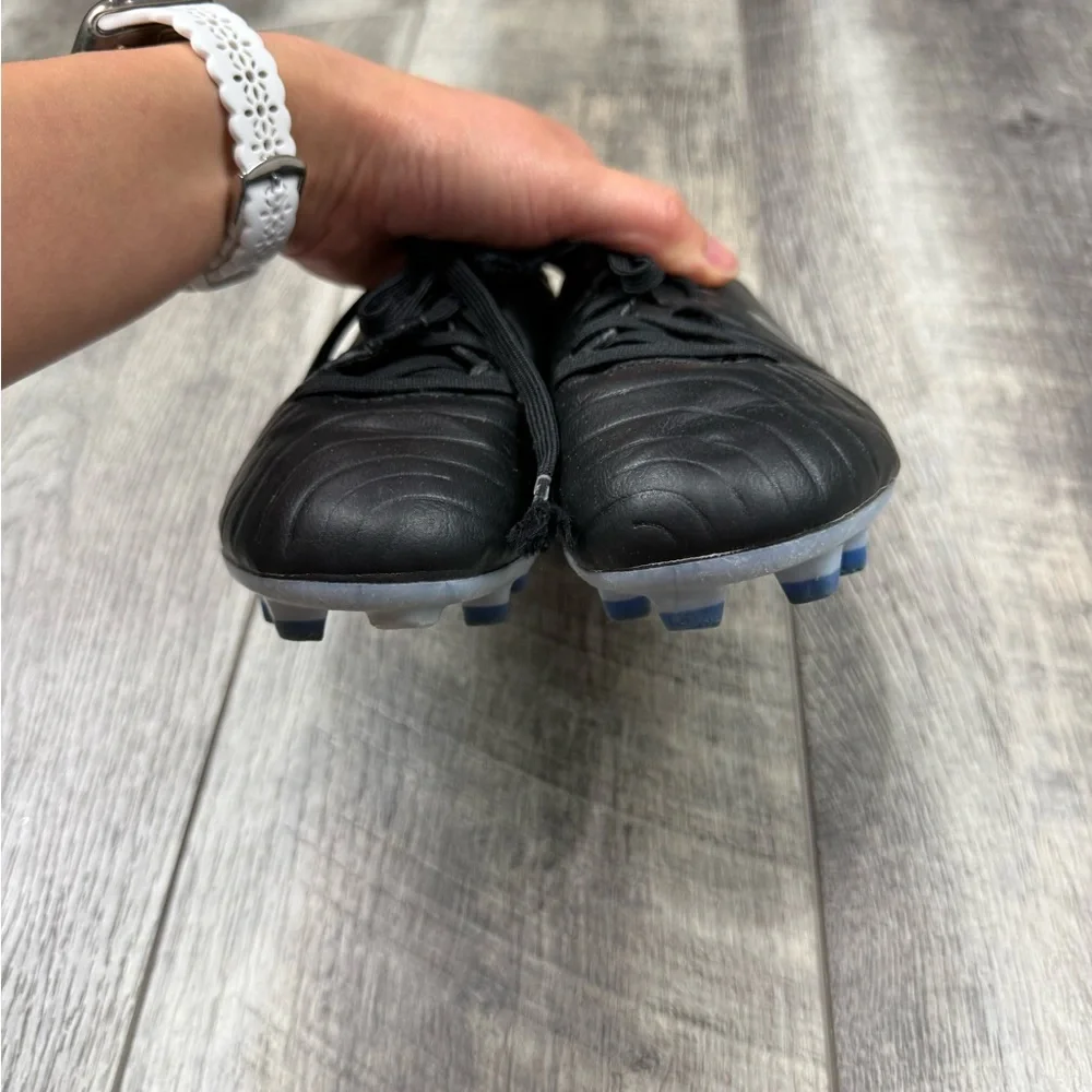 Nike Black/Blue Soccer Cleats‎
